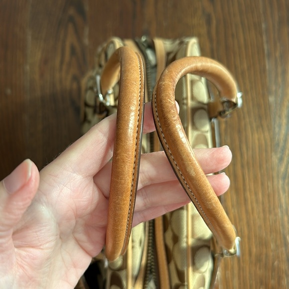 Coach Tote - Picture 3 of 10